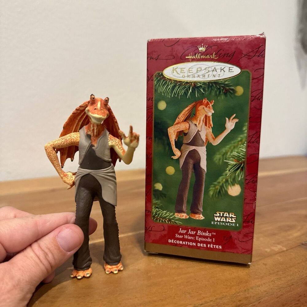 2001 Hallmark Keepsake Jar Jar Binks ornament from Star Wars: Episode I
